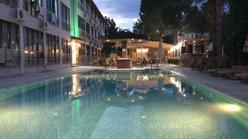 Oskar Thermal Hotel