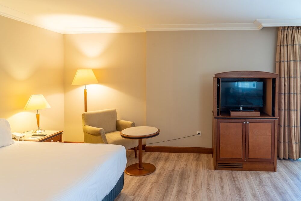 IC Hotels Airport