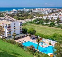 Q Ella Beach Hotel