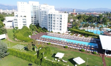Sunis Hotel Su
