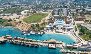 Cratos Premium Hotel Casino Port Spa